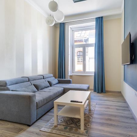 R62A Rottenbiller Apartment 布达佩斯 外观 照片